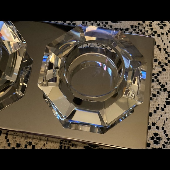 Widdop Co. UK Exclusive Hestia Mirrored Stainless Tea light Candle Holder - Picture 12 of 15